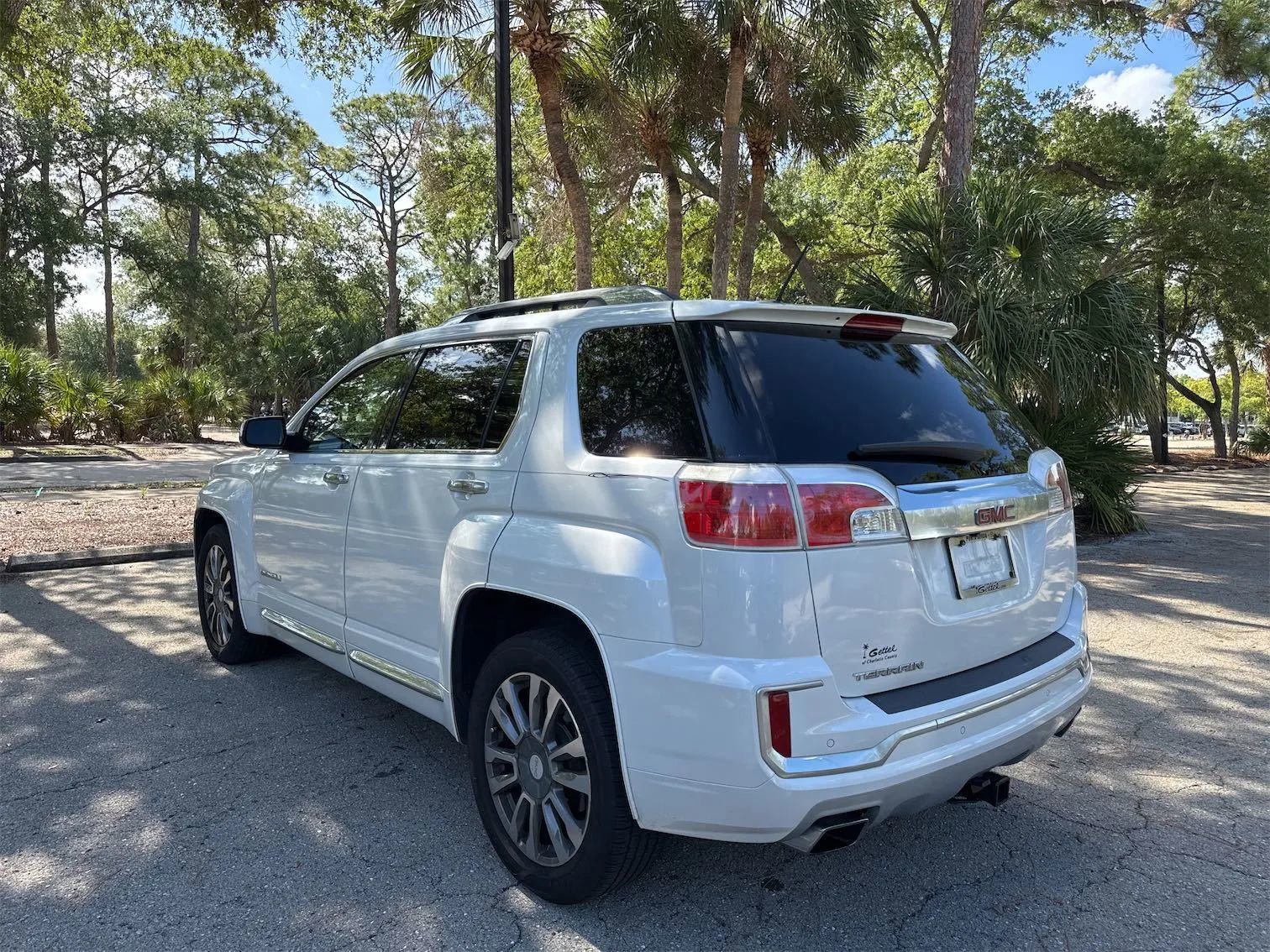 Used 2016 GMC Terrain Denali FWD image 2