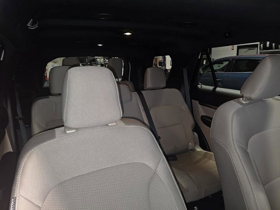 Used 2019 Ford Explorer XLT w/ Equipment Group 201A image 39