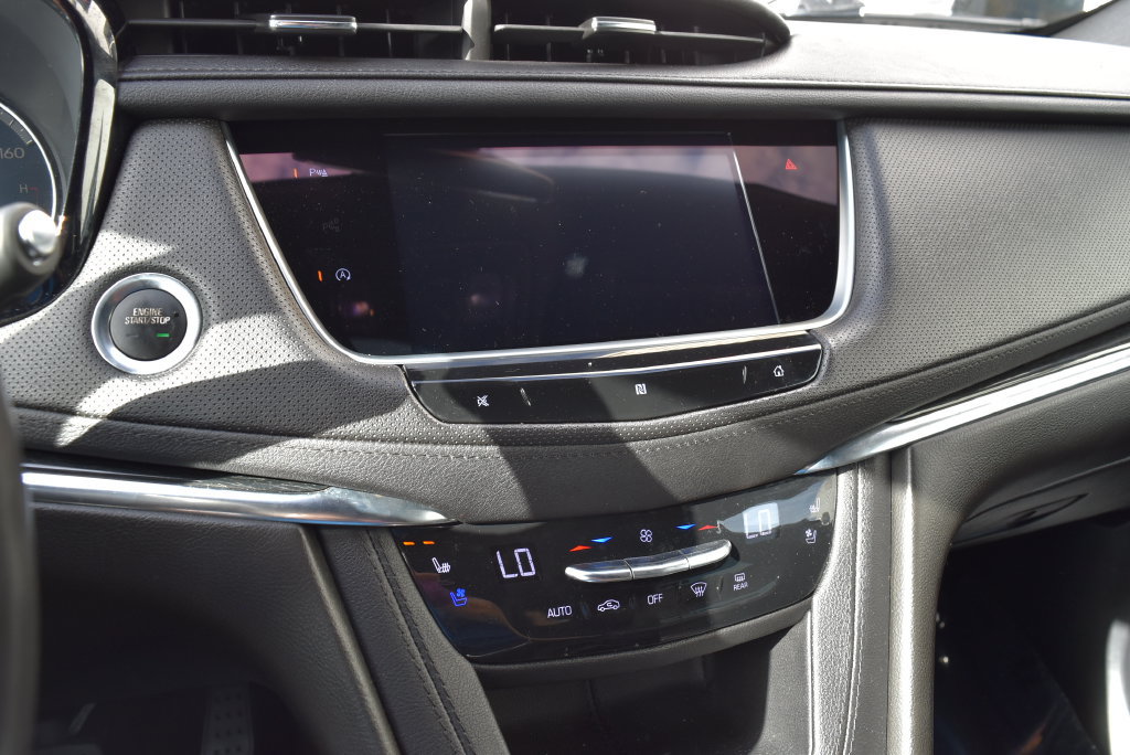 Used 2020 Cadillac XT5 Premium Luxury FWD image 14