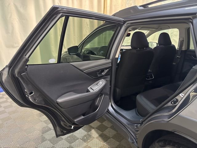 Certified 2025 Subaru Outback Premium image 27