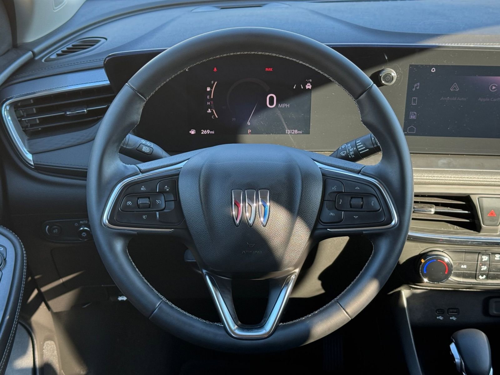 Used 2025 Buick Encore GX Preferred image 28