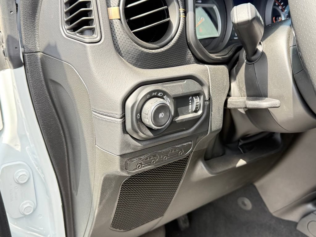 Used 2025 Jeep Wrangler Unlimited Rubicon 392 AWD/4WD image 21