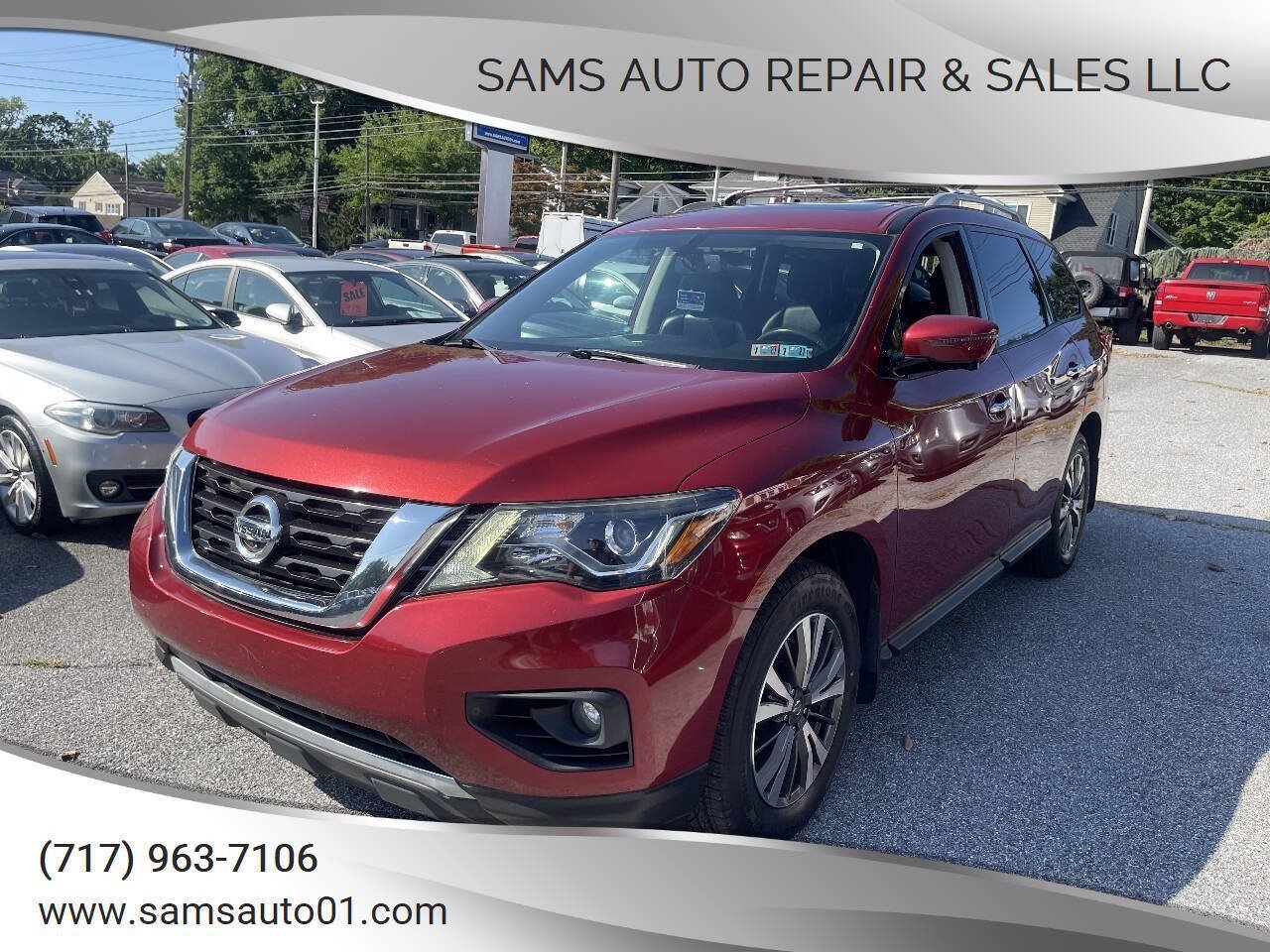 Used 2017 Nissan Pathfinder SL w/ SL Premium Package AWD/4WD image 1