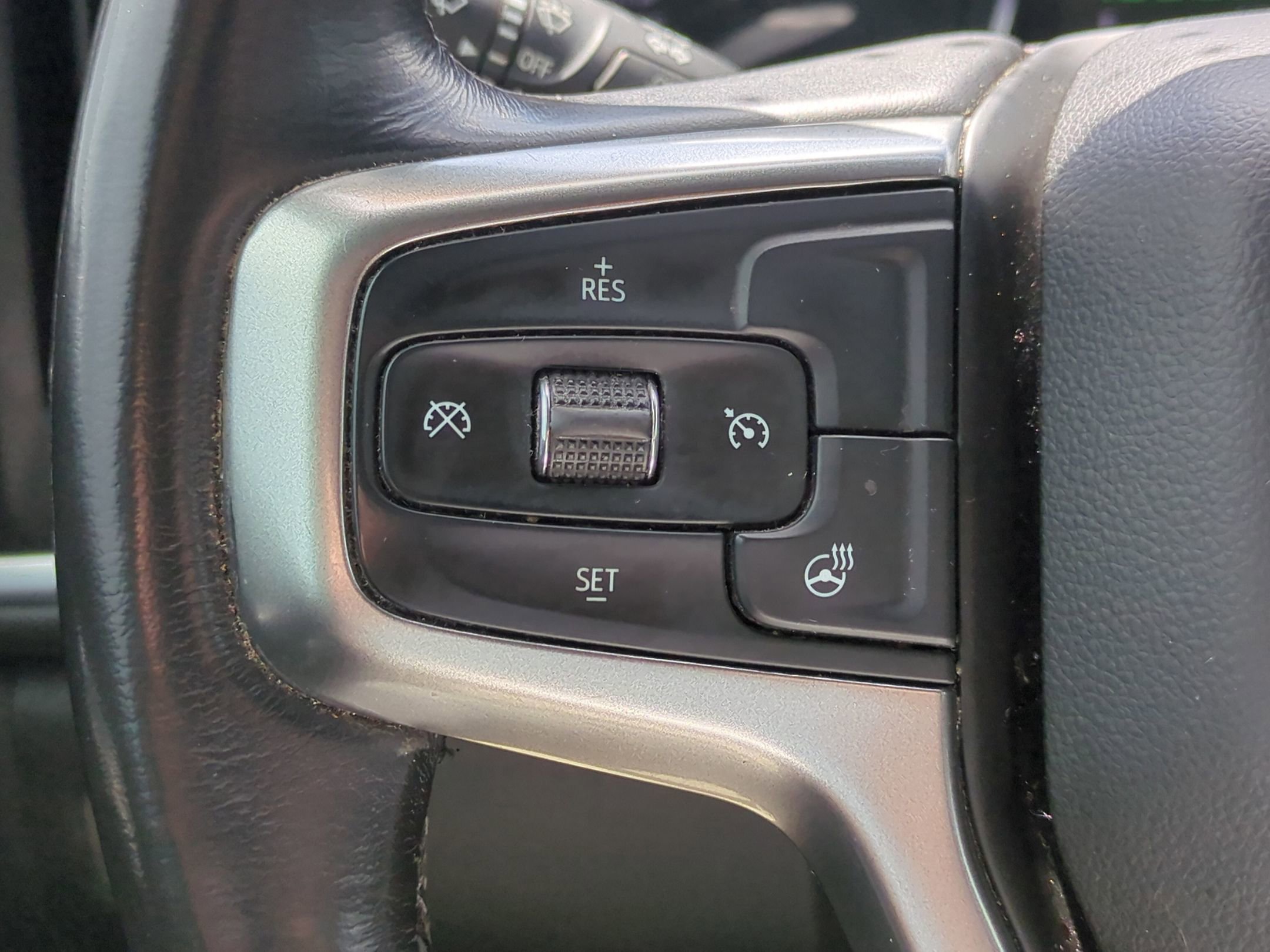 Used 2020 Chevrolet Silverado 1500 RST AWD/4WD image 19
