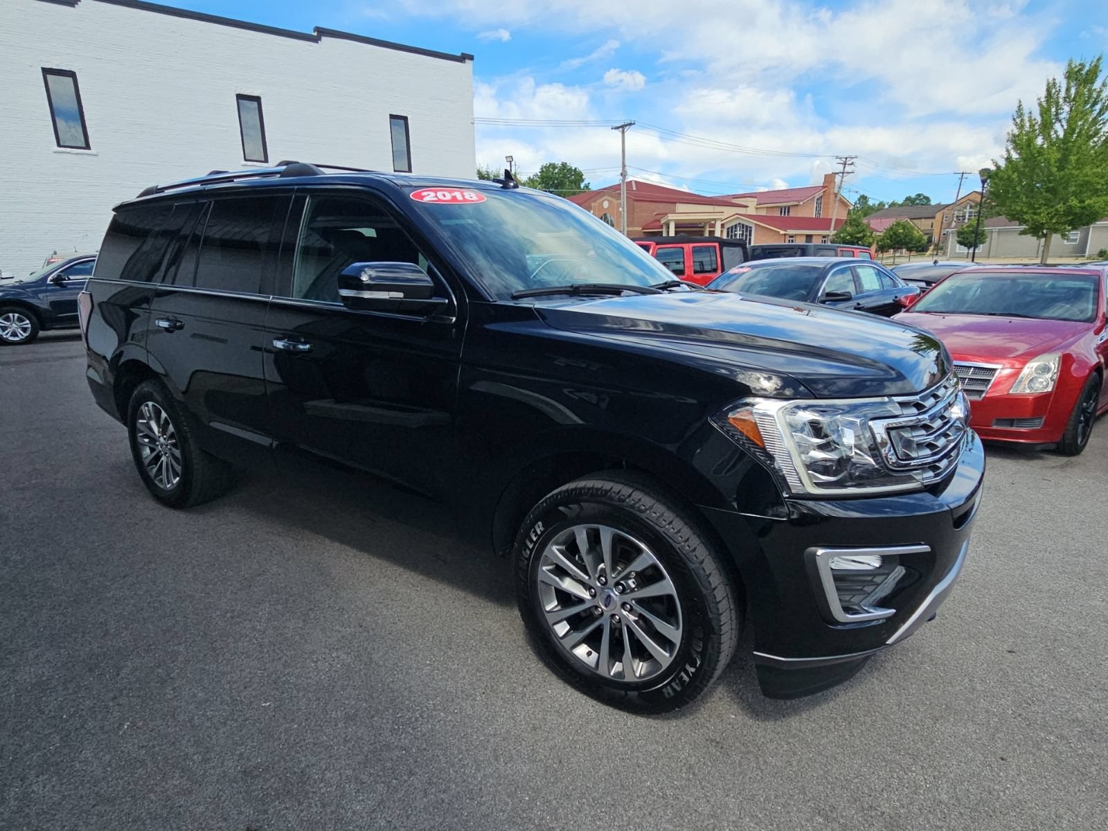 Used 2018 Ford Expedition Limited w/ Equipment Group 301A AWD/4WD image 9