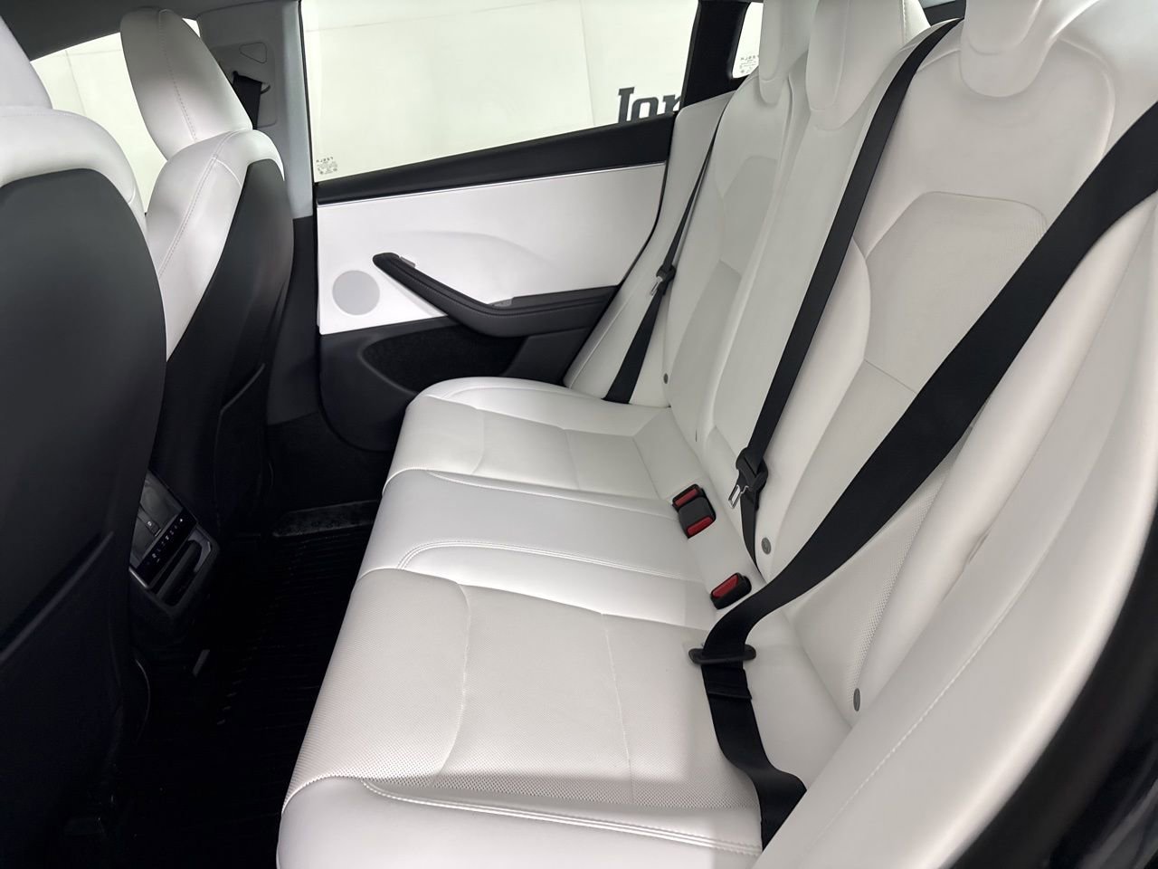 Used 2025 Tesla Model 3 Long Range image 15