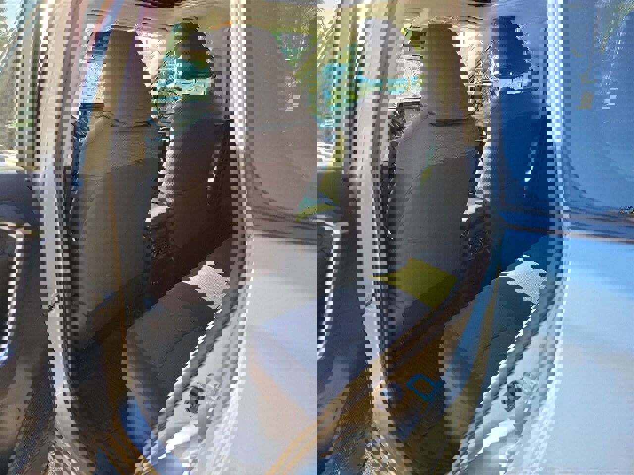 Used 2020 Toyota RAV4 XLE image 10