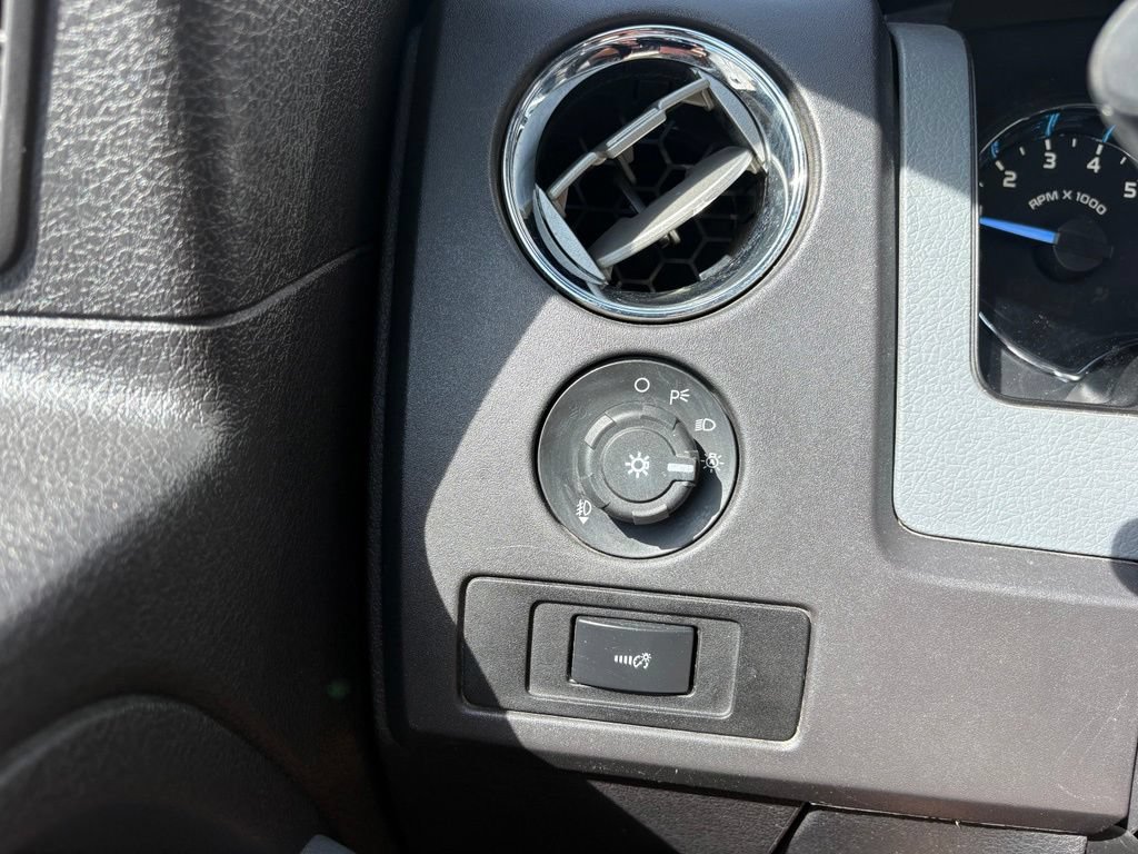 Used 2011 Ford F150 XLT w/ XLT Chrome Pkg RWD image 17