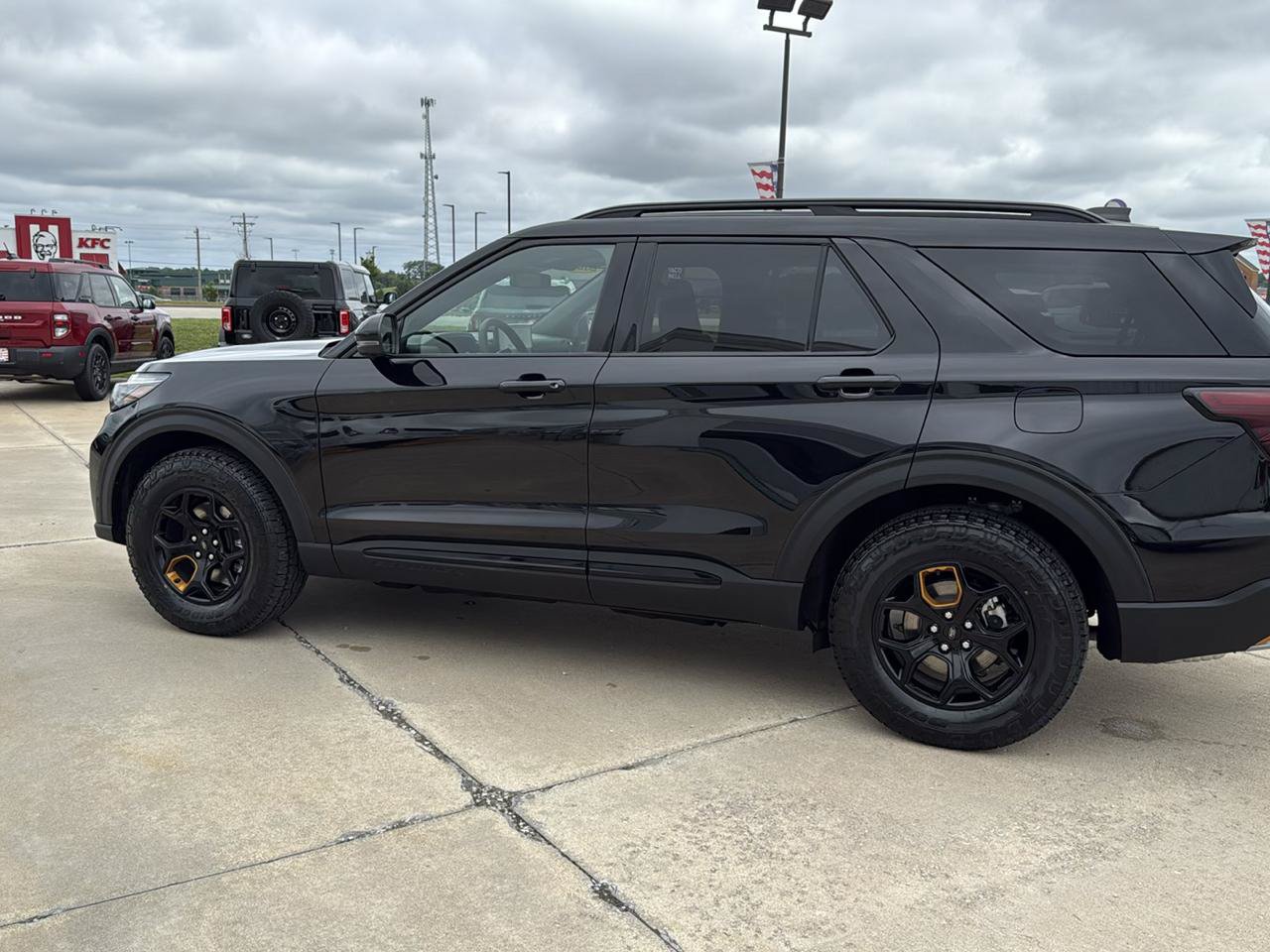 New 2026 Ford Explorer Tremor w/ Tremor Convenience Package AWD/4WD image 17