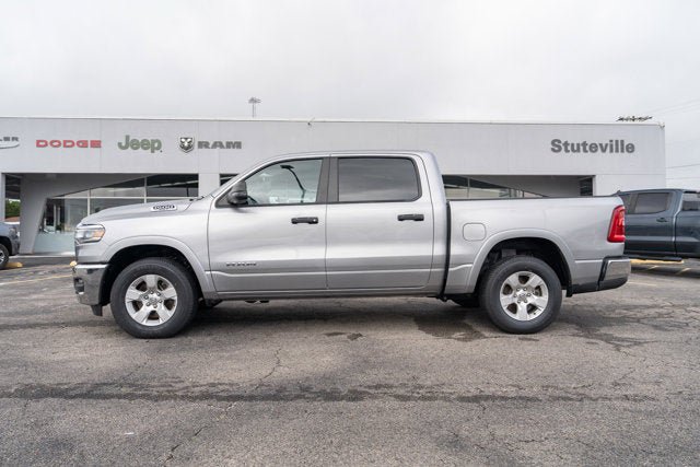 Used 2025 RAM 1500 Big Horn AWD/4WD image 2