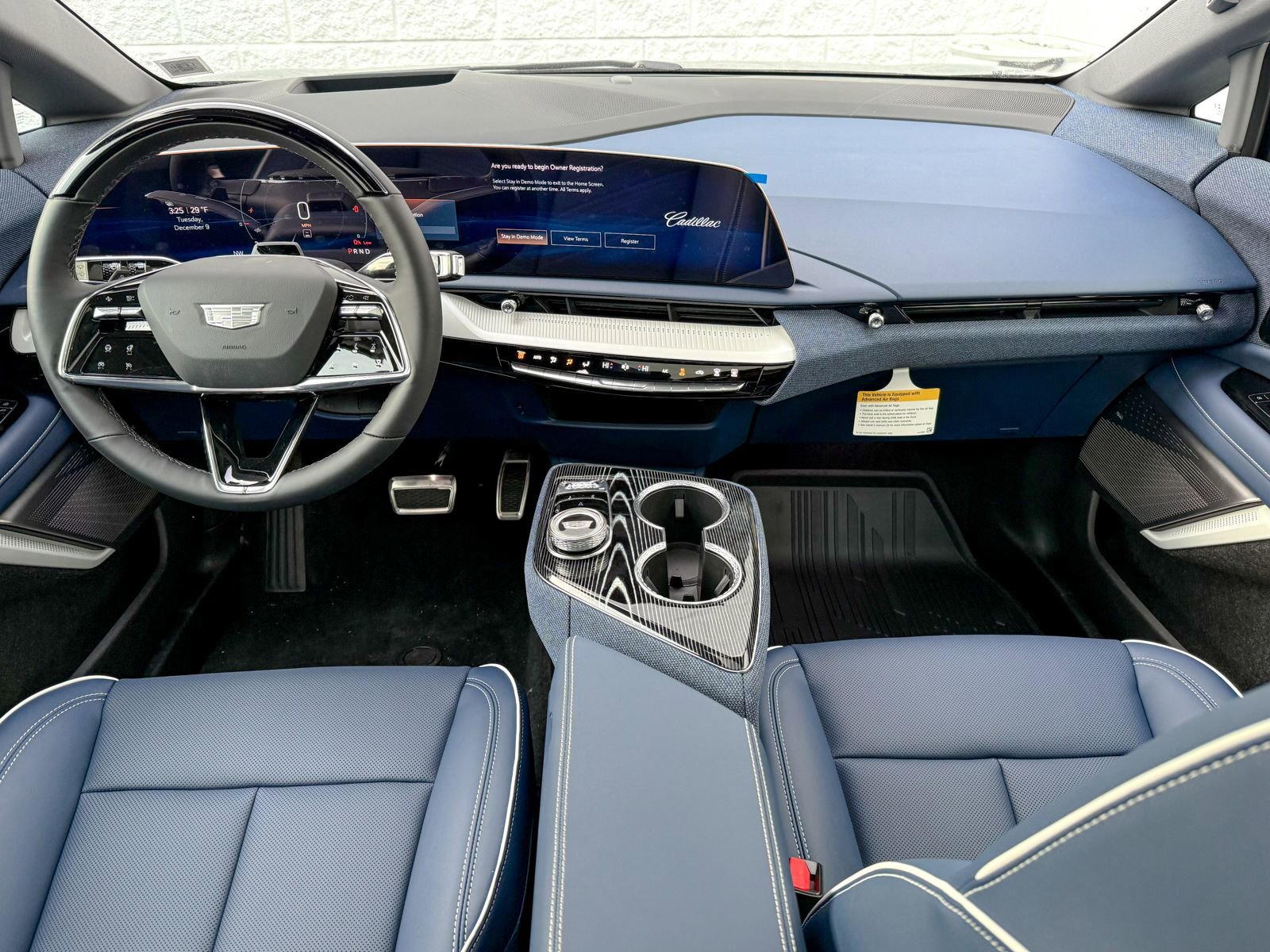 New 2026 Cadillac Optiq Luxury 2 image 42