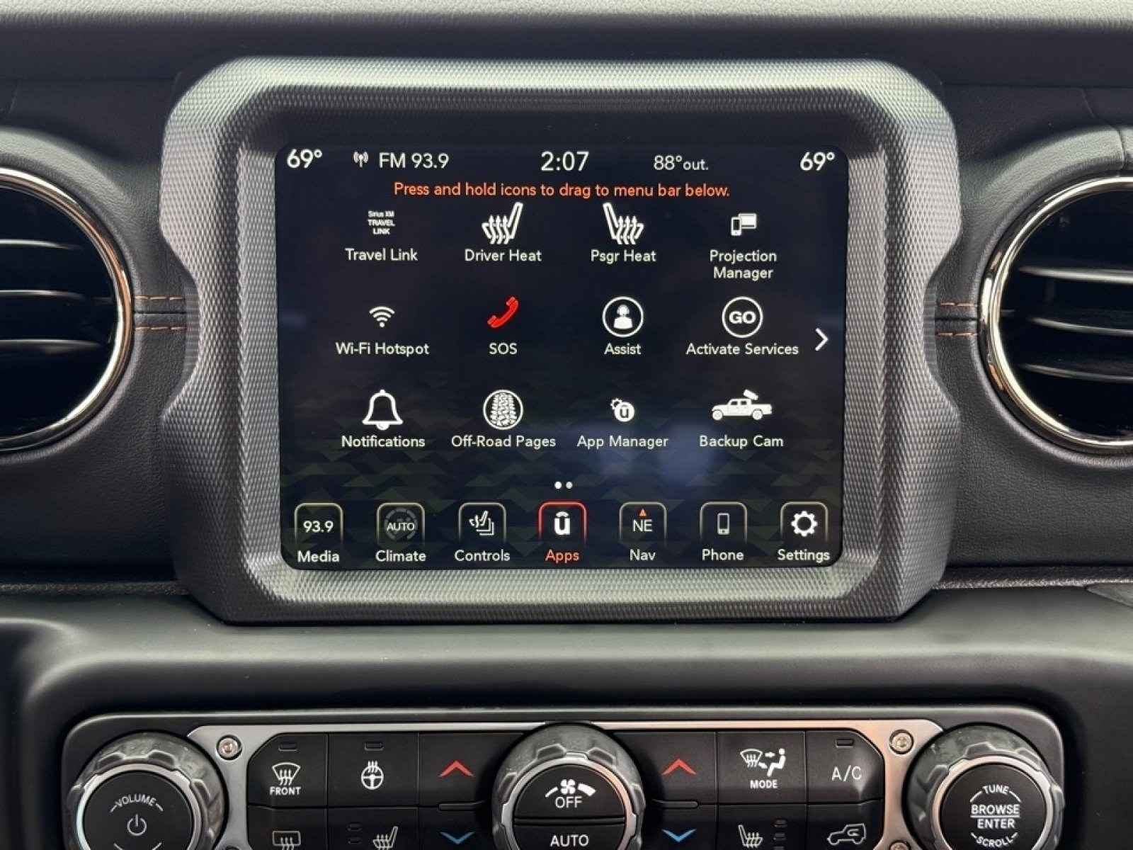 Used 2021 Jeep Gladiator Overland image 16