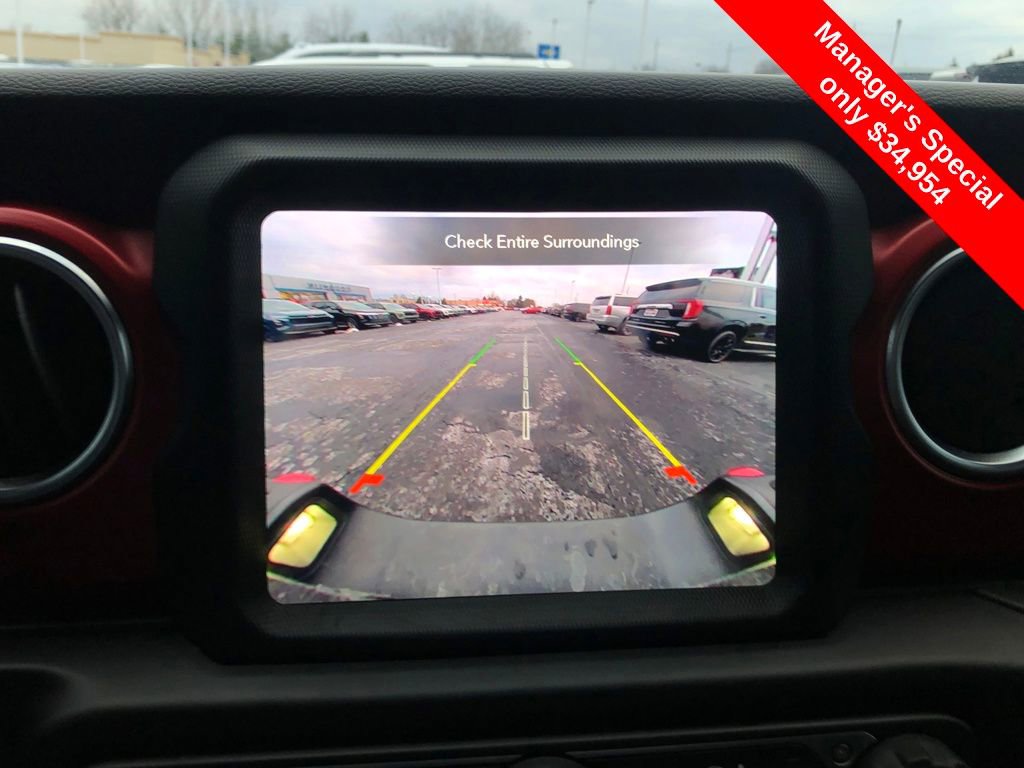 Used 2023 Jeep Gladiator Rubicon w/ Cold Weather Group image 21