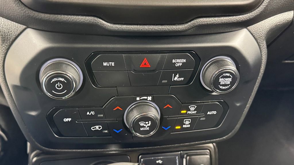 Used 2023 Jeep Renegade Trailhawk AWD/4WD image 26