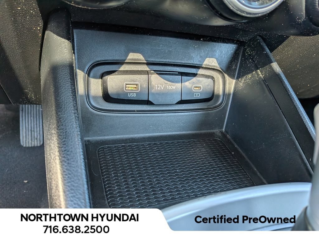 Certified 2023 Hyundai Venue SEL w/ Cargo Package FWD image 17