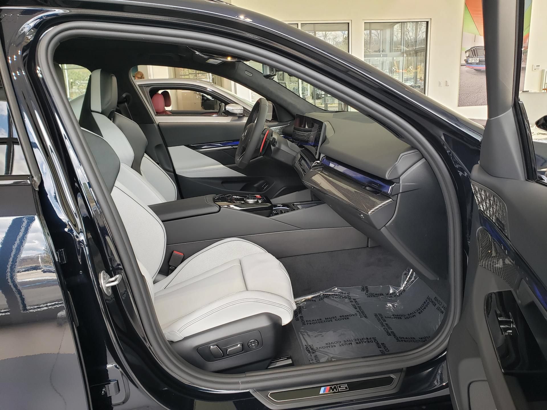New 2026 BMW M5 Touring AWD/4WD image 19