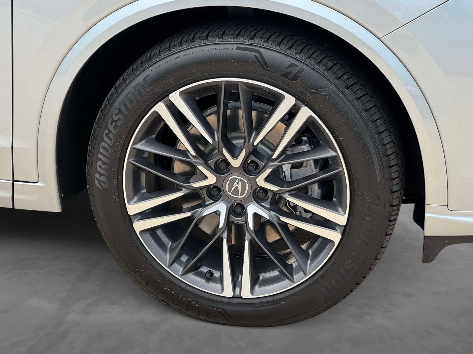 Certified 2026 Acura MDX w/ Advance Package AWD/4WD image 7