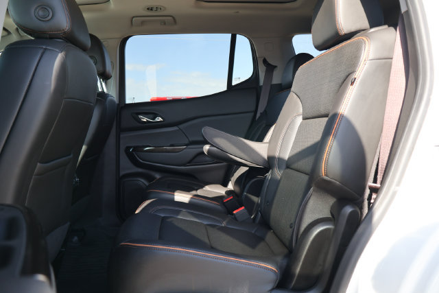 Used 2023 GMC Acadia AT4 w/ GMC Pro Grade Package AWD/4WD image 8