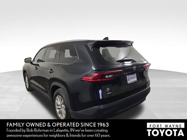 Used 2025 Toyota Grand Highlander AWD image 9