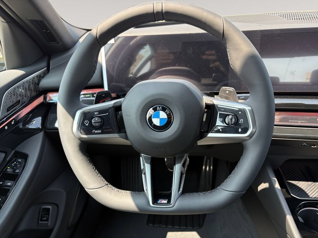 New 2027 BMW 530i xDrive w/ M Sport Package AWD/4WD image 12