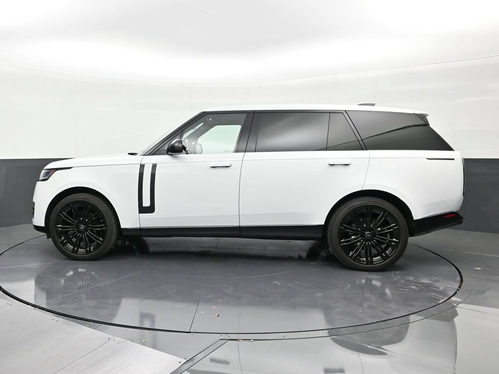 Used 2025 Land Rover Range Rover Long Wheelbase SE AWD/4WD image 2