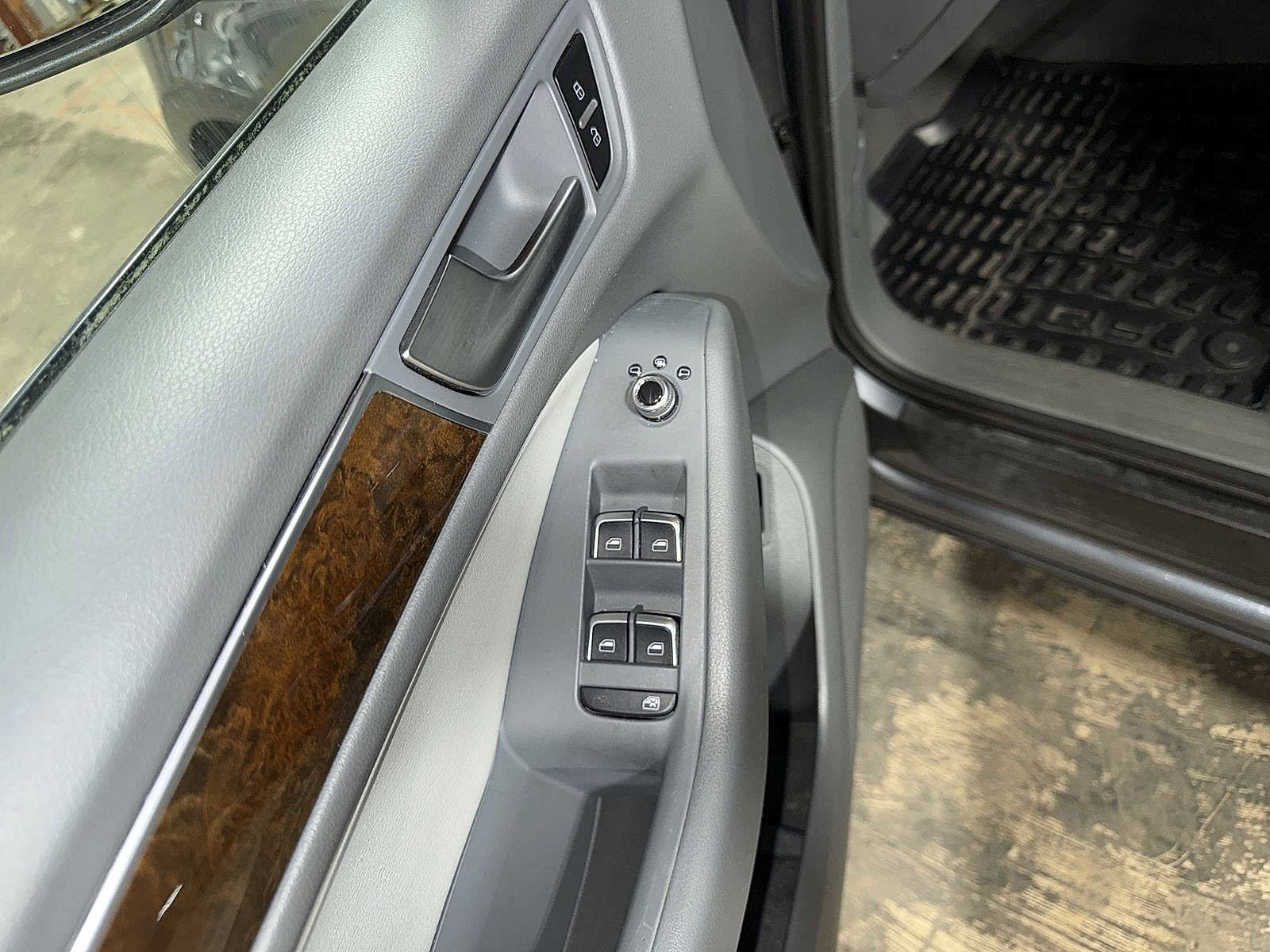 Used 2015 Audi Q5 2.0T Premium image 22