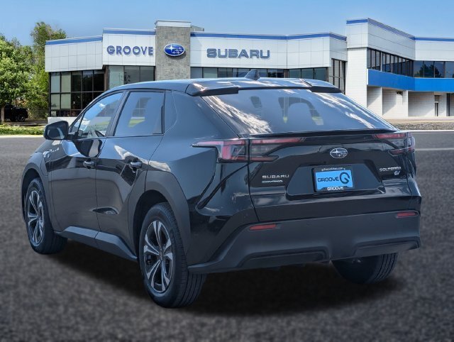 Used 2023 Subaru Solterra AWD image 3