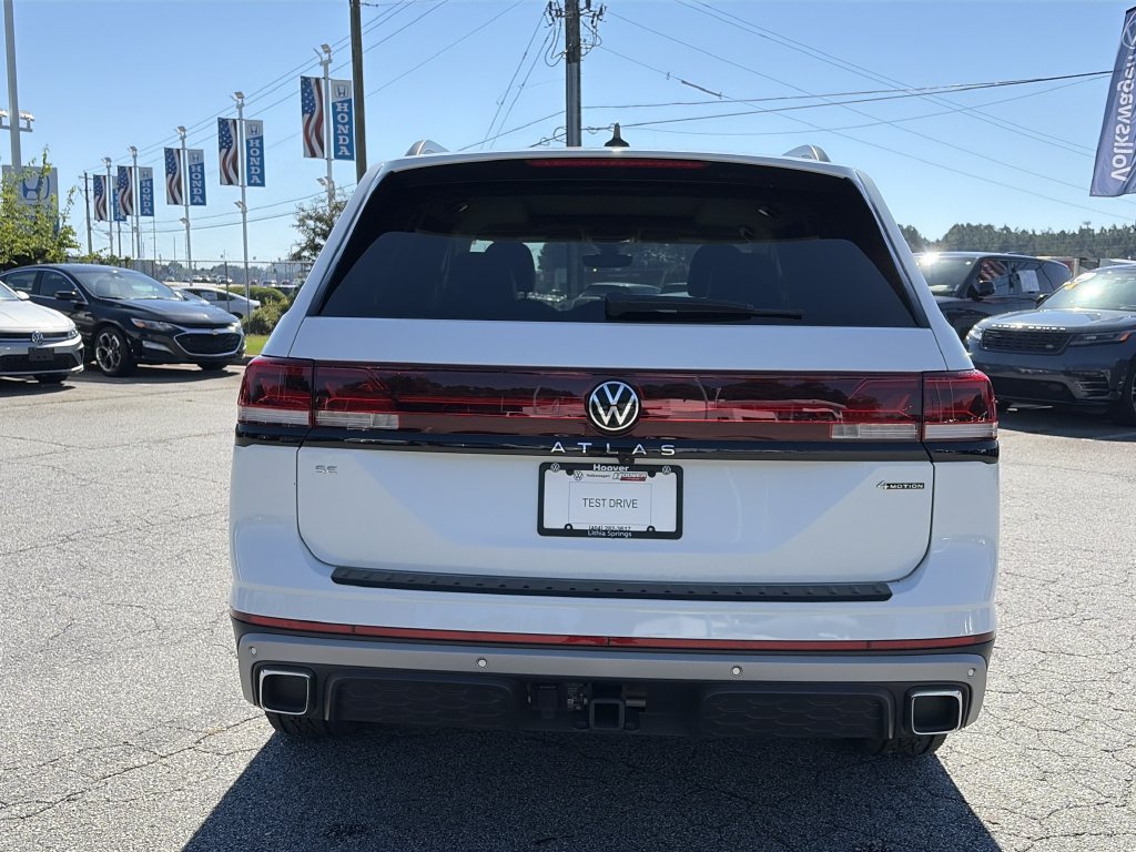 Certified 2025 Volkswagen Atlas Peak Edition SE AWD/4WD image 23