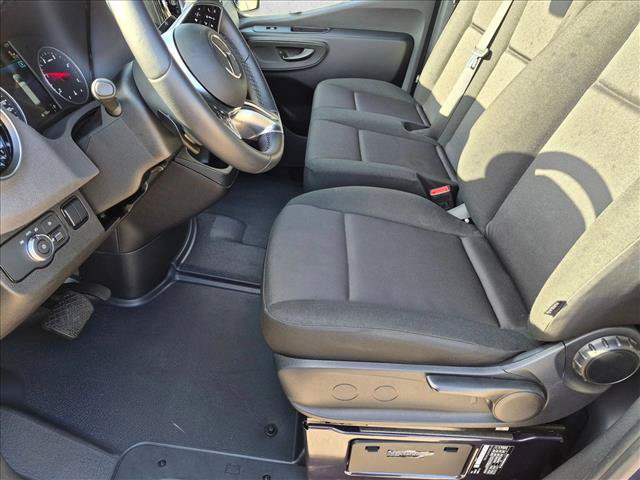 Used 2026 Mercedes-Benz Sprinter 2500 image 15