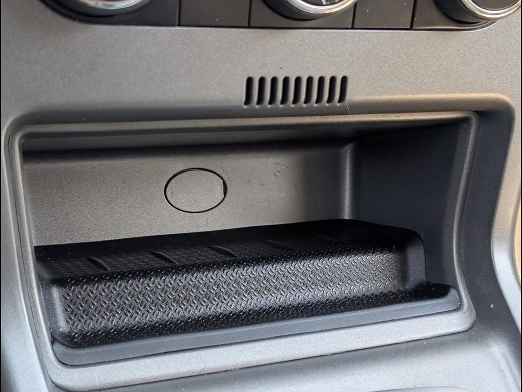 Used 2009 Saturn Vue XR w/ Premium Trim Package image 16