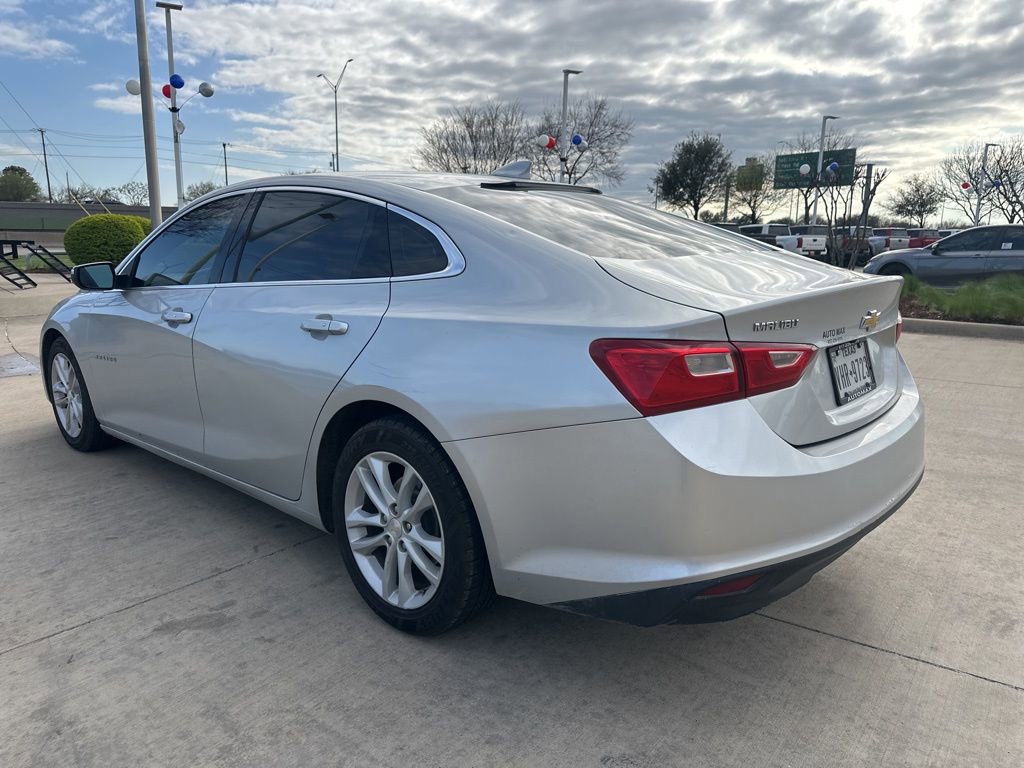 Used 2017 Chevrolet Malibu LT image 5