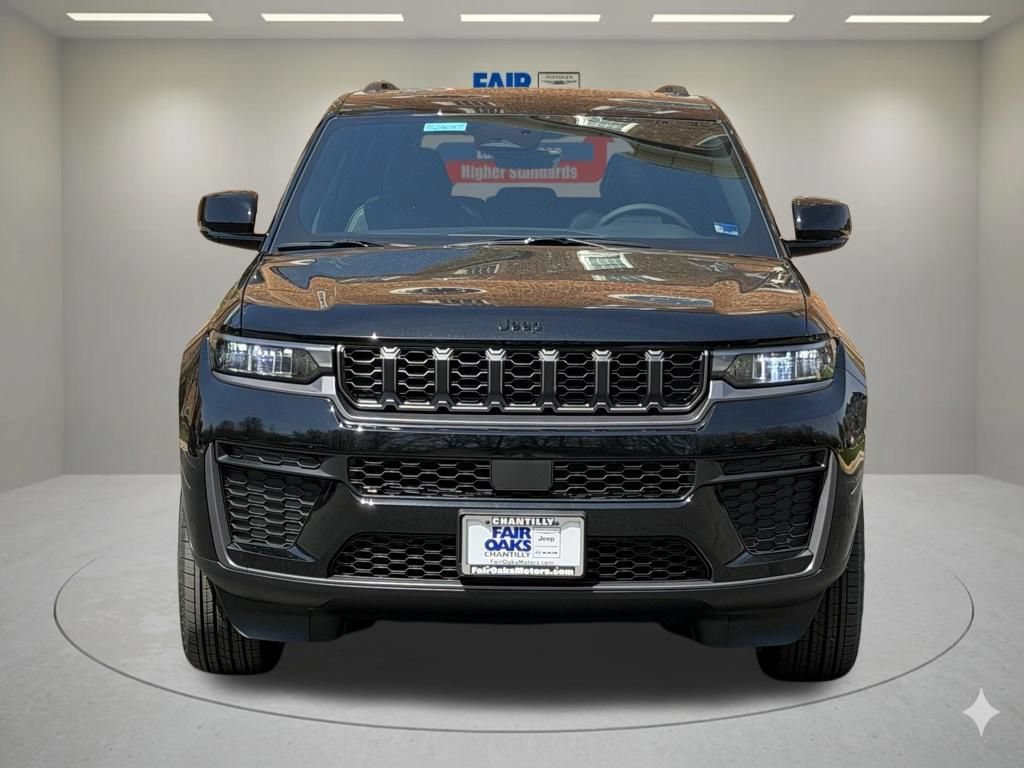 New 2026 Jeep Grand Cherokee Altitude AWD/4WD image 3