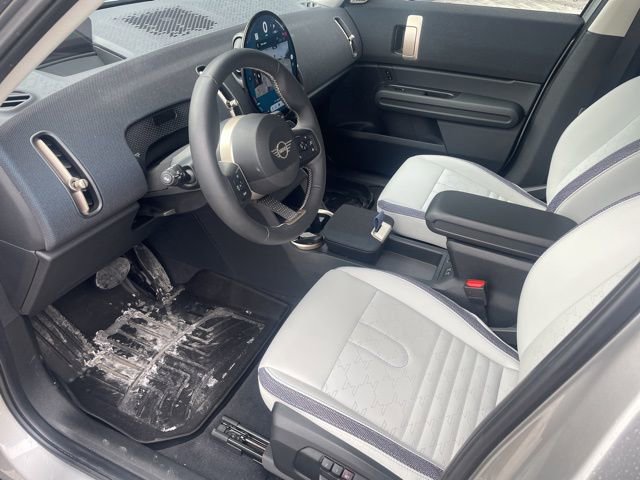 Certified 2025 MINI Cooper Countryman S w/ Comfort Package Max image 11