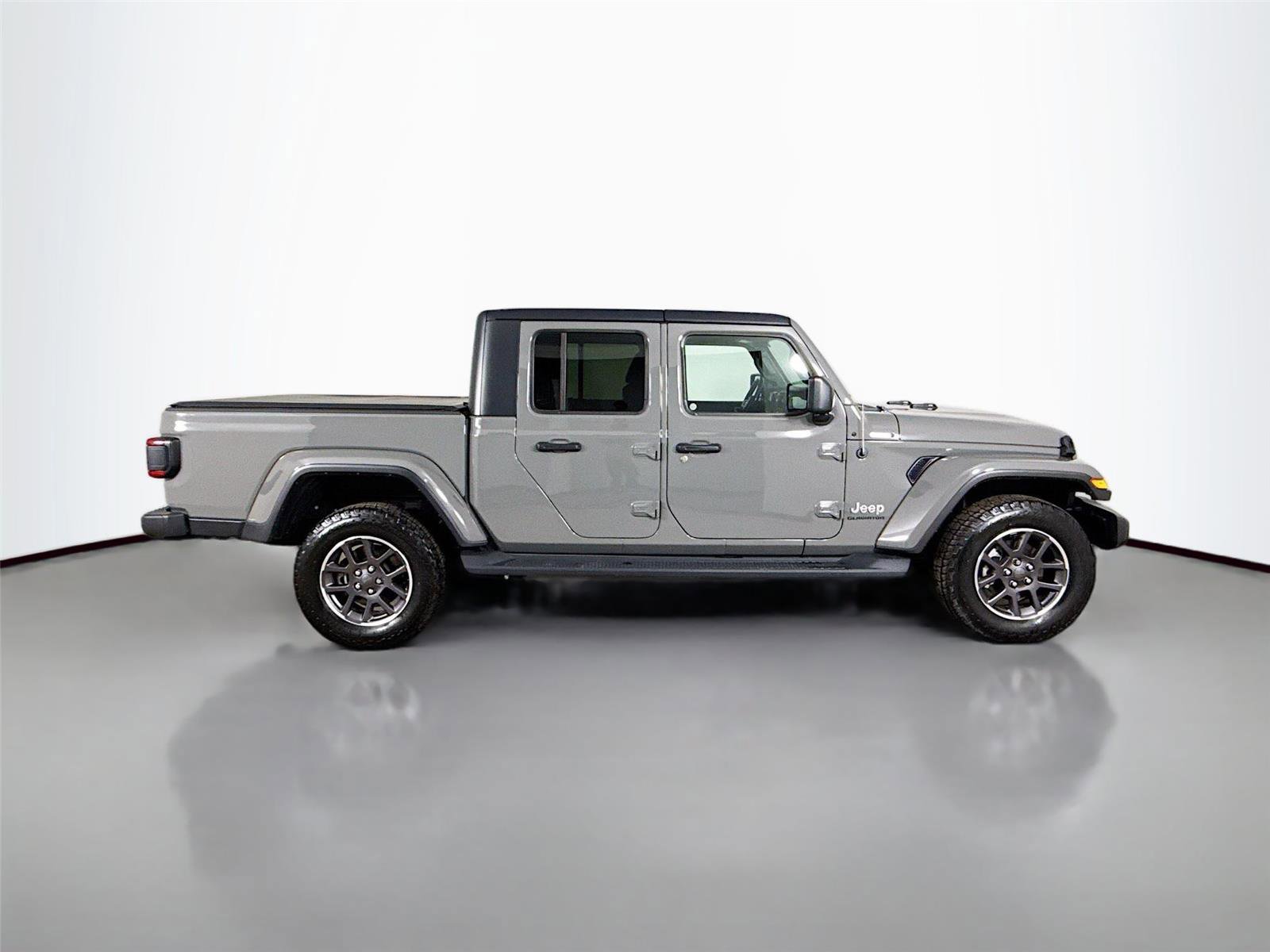 Used 2021 Jeep Gladiator Overland w/ LED Lighting Group image 17