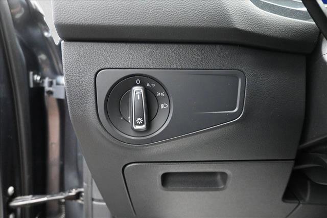 Used 2022 Volkswagen Tiguan SE FWD image 18