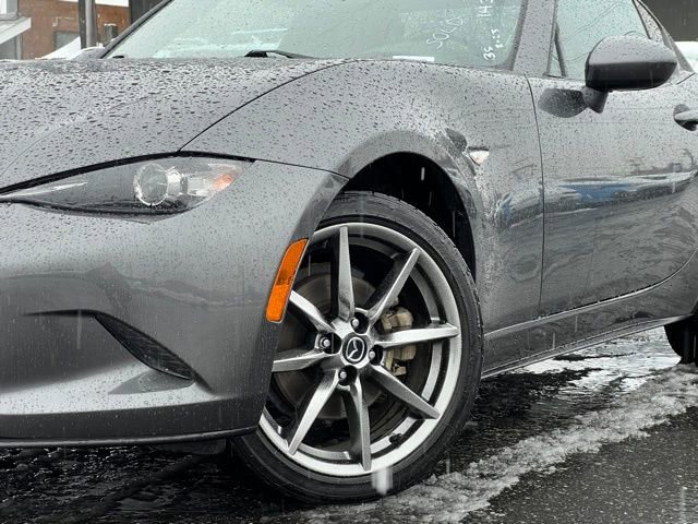 Used 2023 MAZDA MX-5 Miata Grand Touring image 2