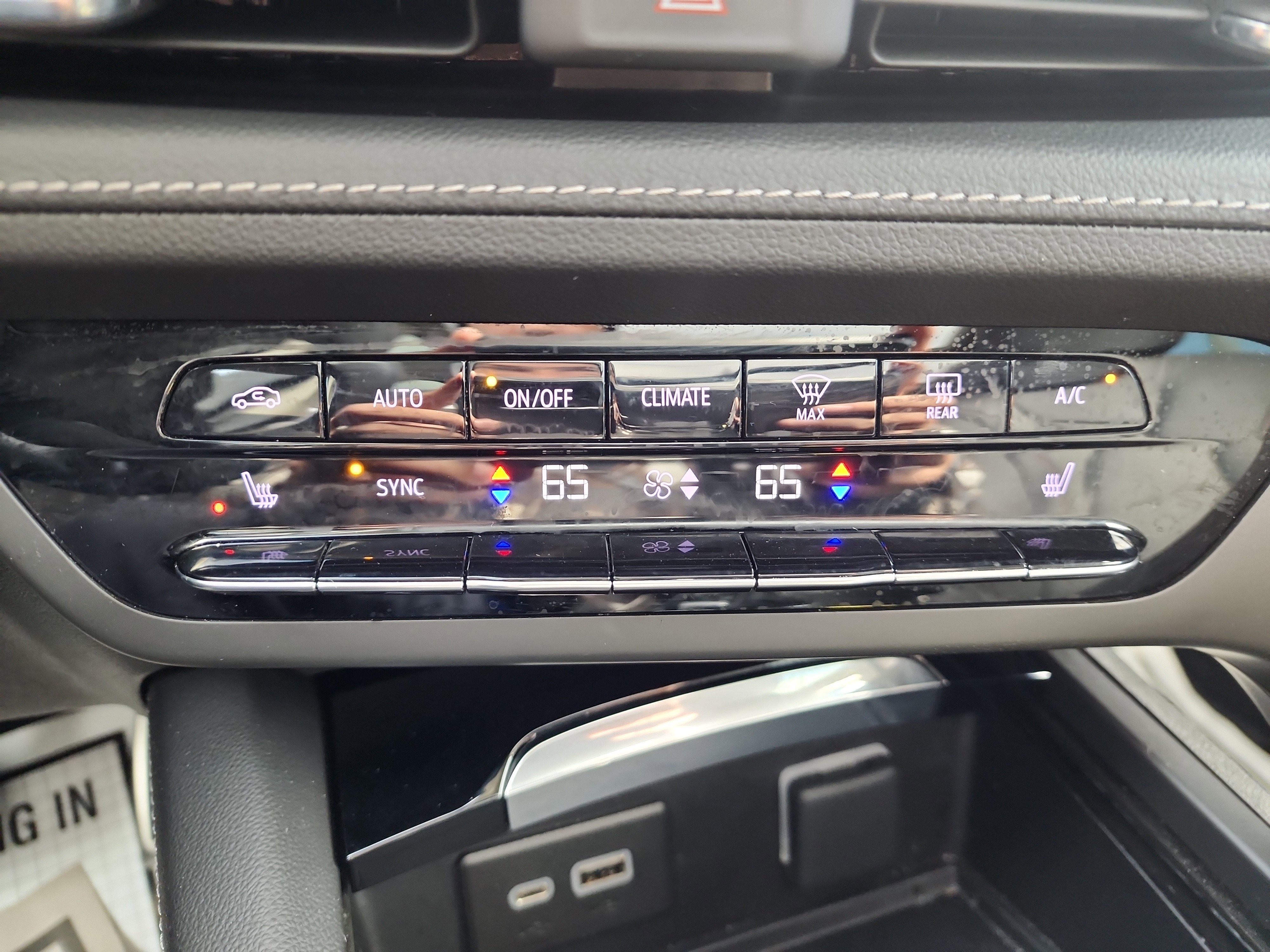 Certified 2023 Buick Envision Essence w/ Sport Touring Package image 17