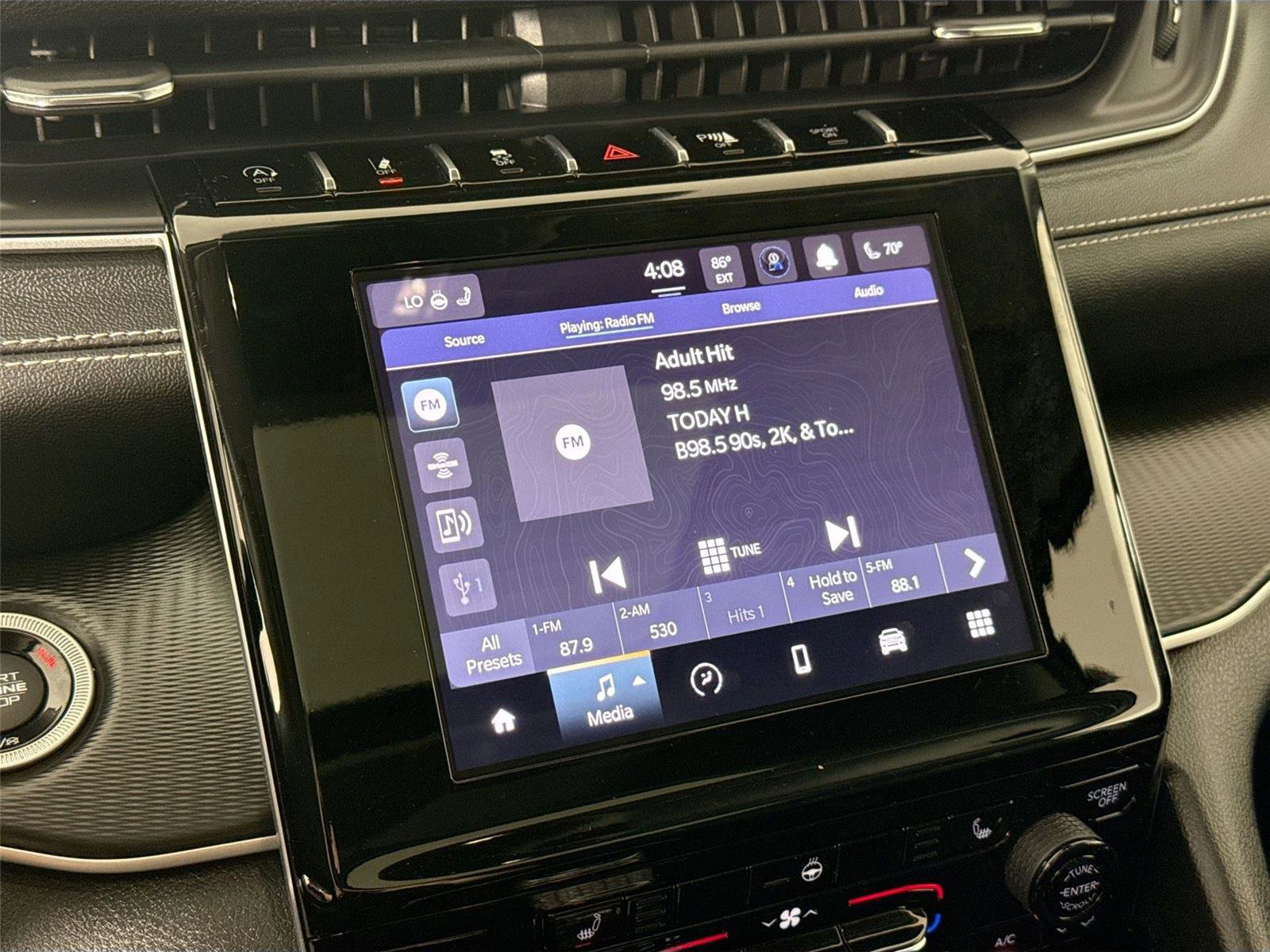 Used 2023 Jeep Grand Cherokee L Laredo w/ Luxury Tech Group I image 23