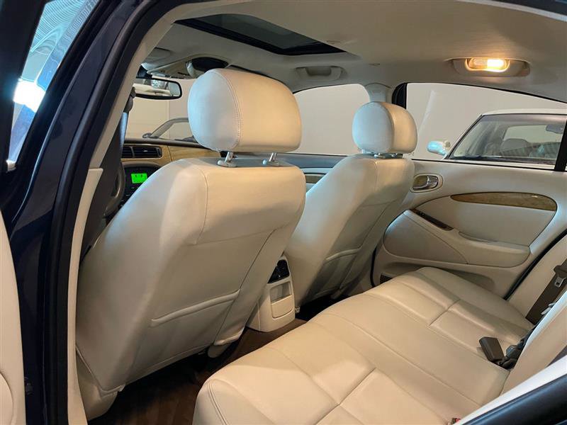 Used 2006 Jaguar S-TYPE 3.0 image 40