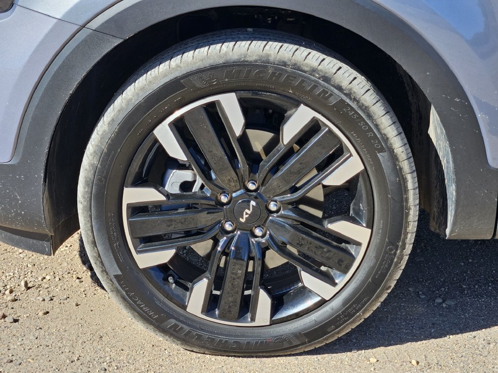 Certified 2025 Kia Telluride SX Prestige AWD/4WD image 9
