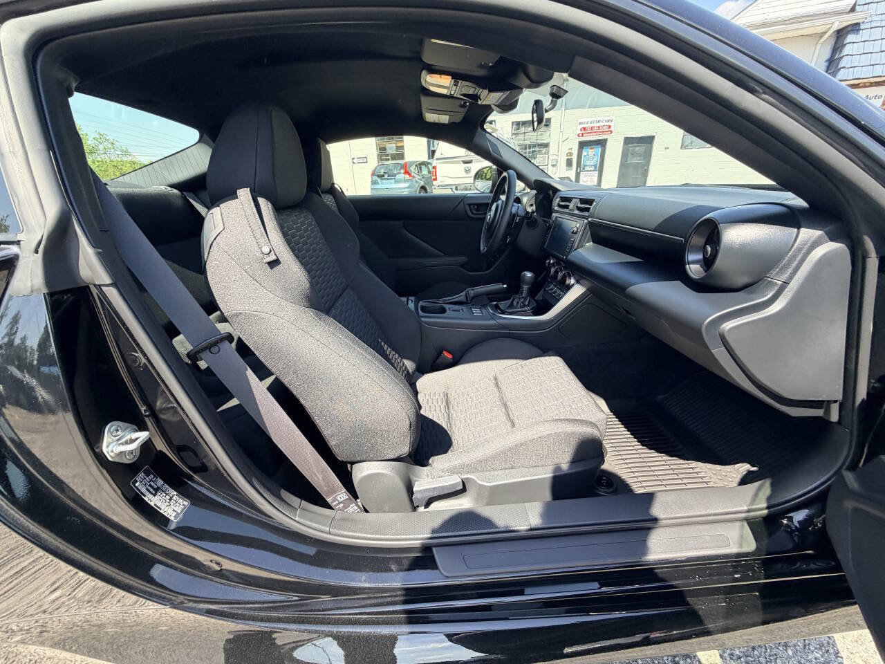 Used 2025 Toyota GR86 RWD image 48