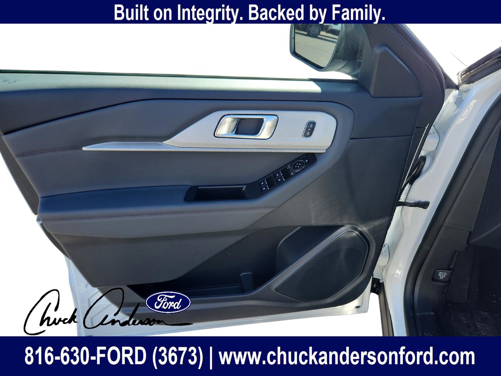 New 2026 Ford Explorer Active AWD/4WD image 22