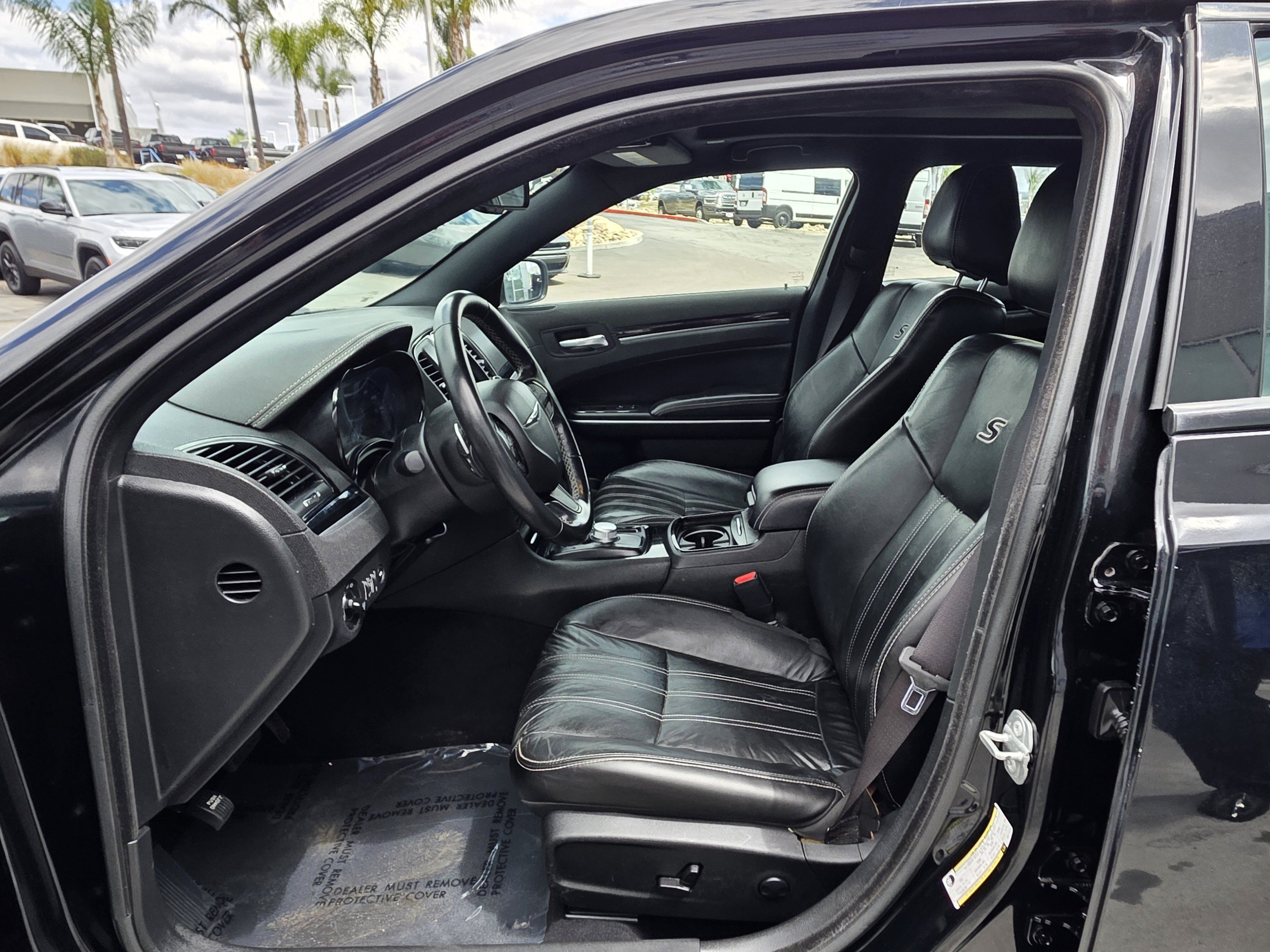 Certified 2022 Chrysler 300 S RWD image 13