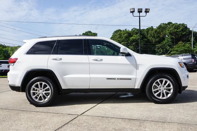 Used 2021 Jeep Grand Cherokee Laredo RWD image 3