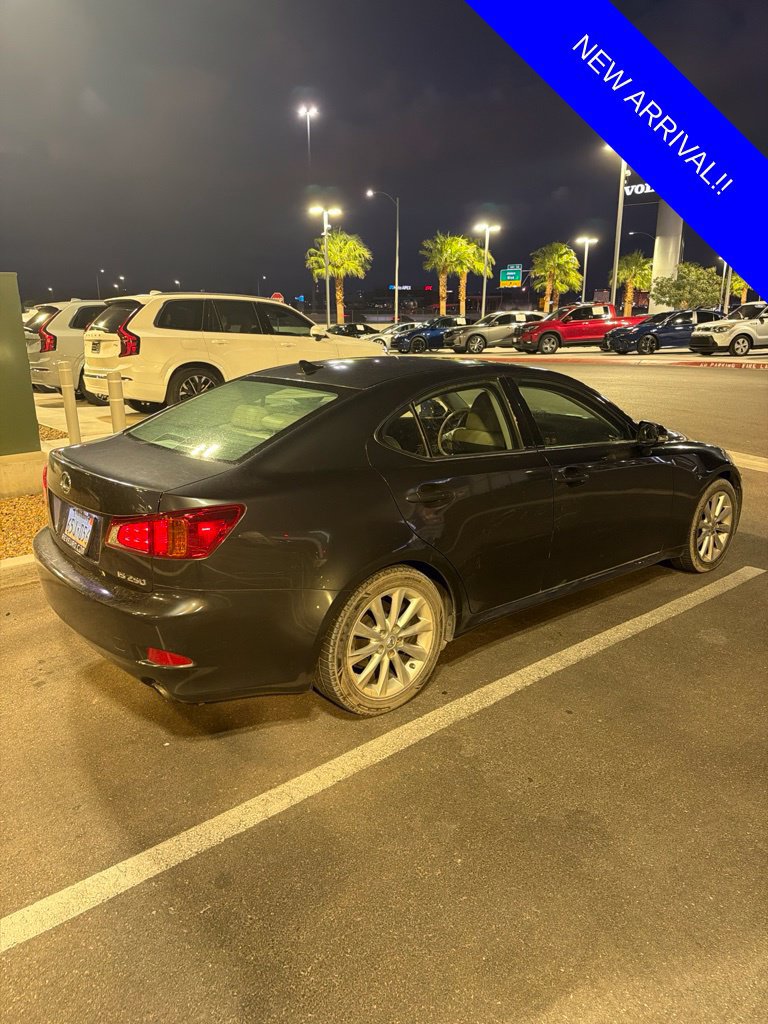Used 2010 Lexus IS 250 w/ Premium Pkg Value Edition RWD image 5
