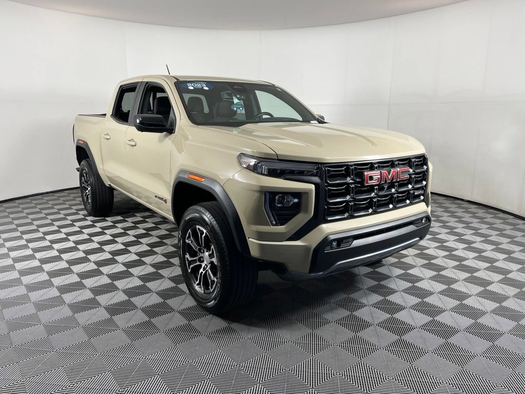 Certified 2023 GMC Canyon AT4 w/ AT4 Premium Package AWD/4WD image 10