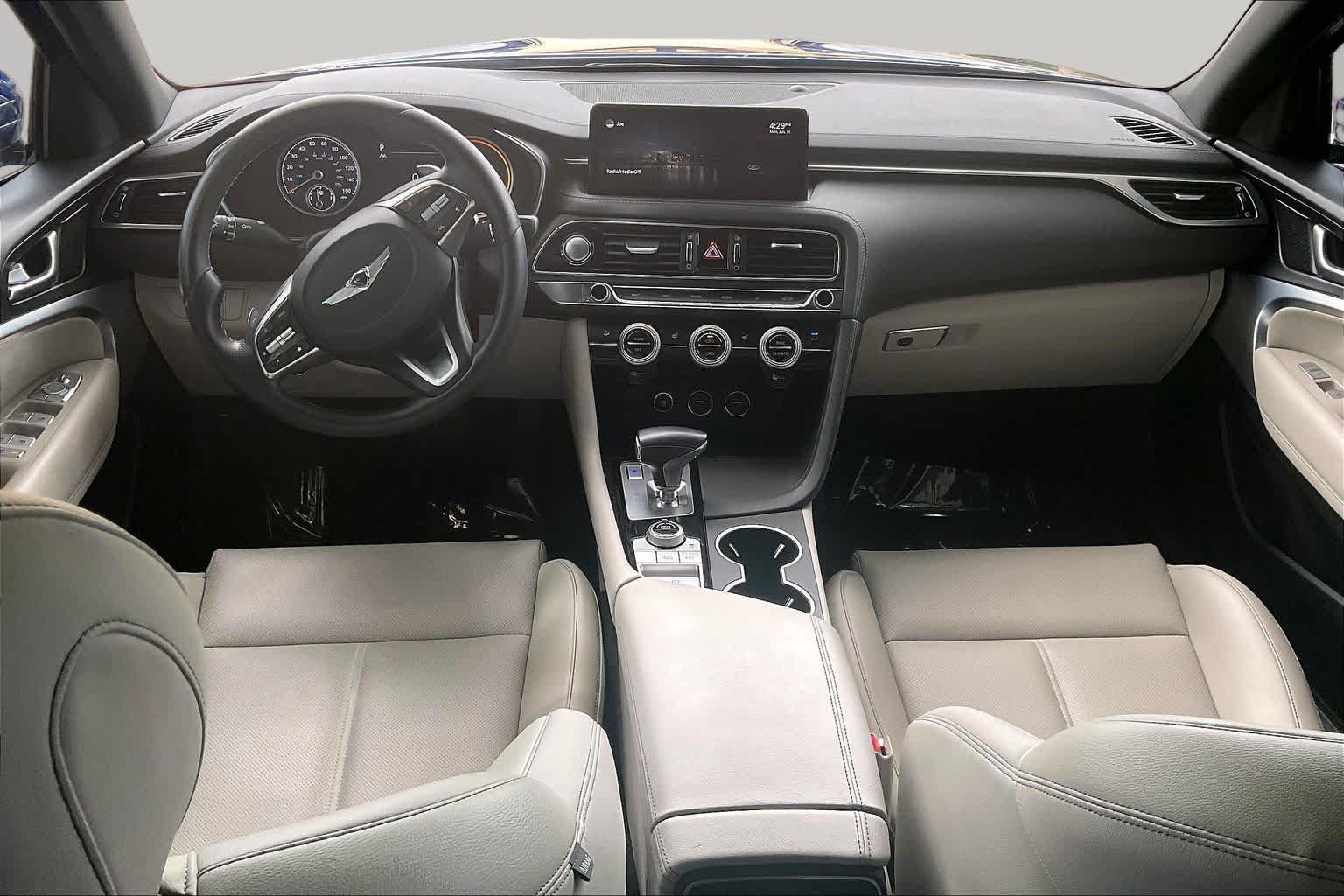Used 2022 Genesis G70 2.0T RWD image 16