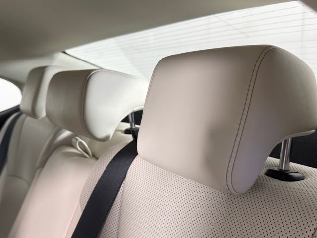 Used 2025 Lexus ES 300h w/ Premium Package image 23