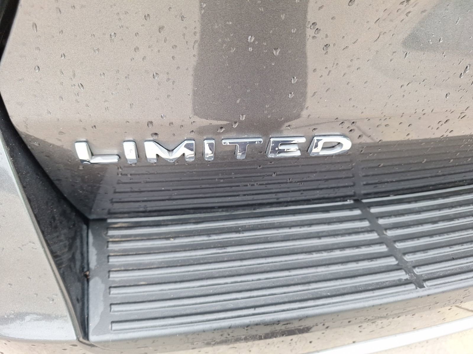 Used 2020 Ford Expedition Limited w/ Texas Edition Package AWD/4WD image 13