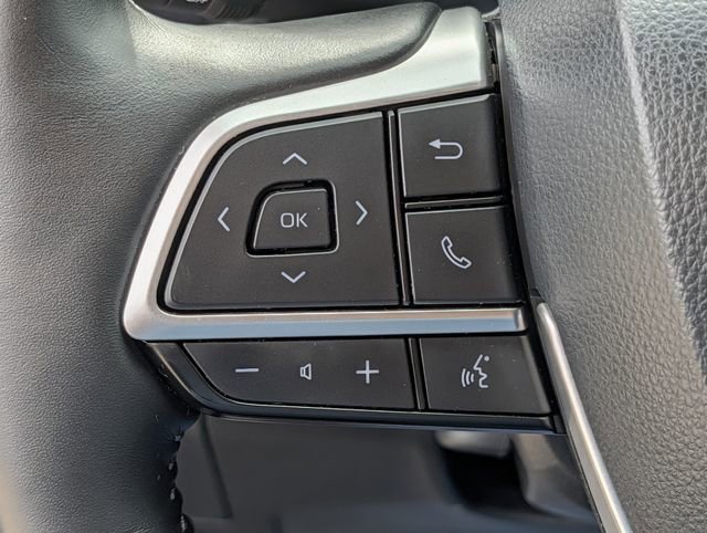 Used 2024 Toyota Highlander Limited image 23
